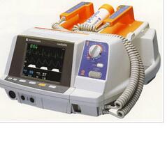 光电除颤监护仪 7600