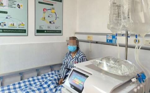 腹膜透析机