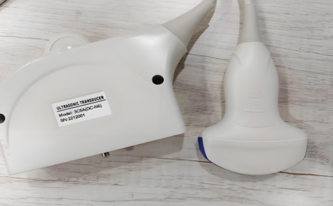 超声波探头 12-27-2024.jpg 超声波探头 12-27-2024.jpg